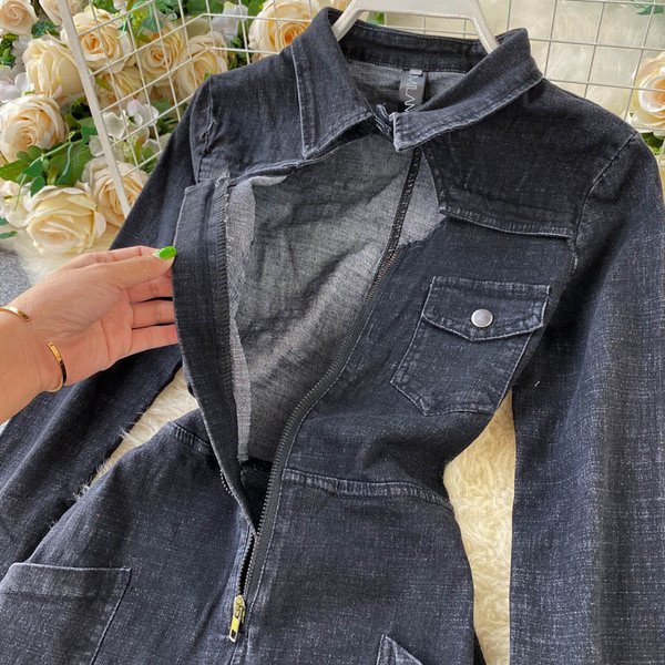 Must naiste teksakombinesoon taskute ja lukuga