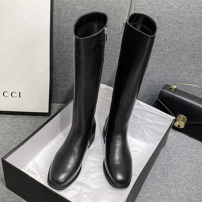 Ежедневни черни дамски ботуши от еко кожа 