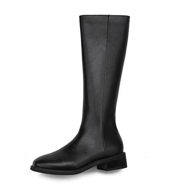 Ежедневни черни дамски ботуши от еко кожа 