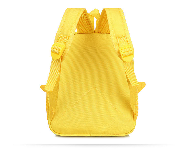 Нов модел детска раница с преден джоб и 3D елемент