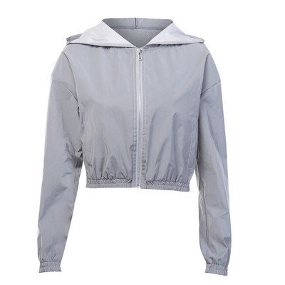 Модерно късо яке с цип и качулка