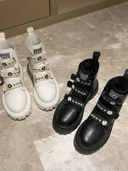 Дамски ежедневни боти от еко кожа с лепенки