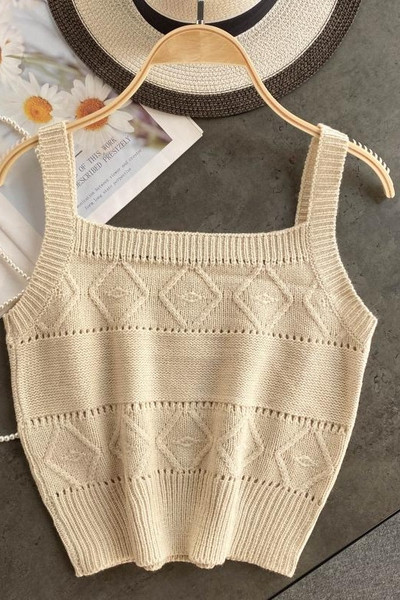 Пролетно-есенен плетен дамски потник 