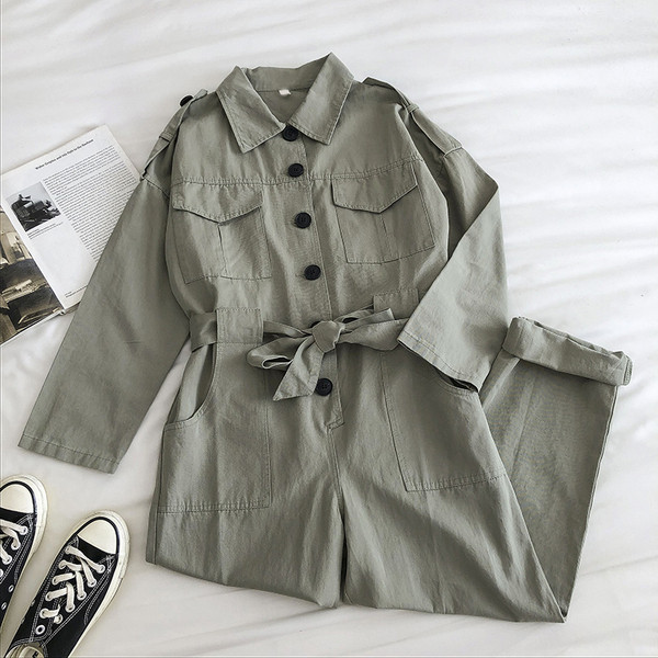 Дамски гащеризон с копчета и джобове