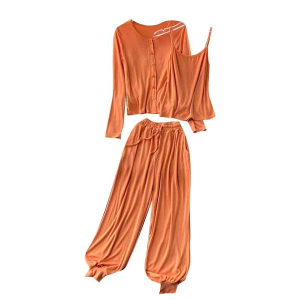 Дамски комплект от панталон, потник и жилетка