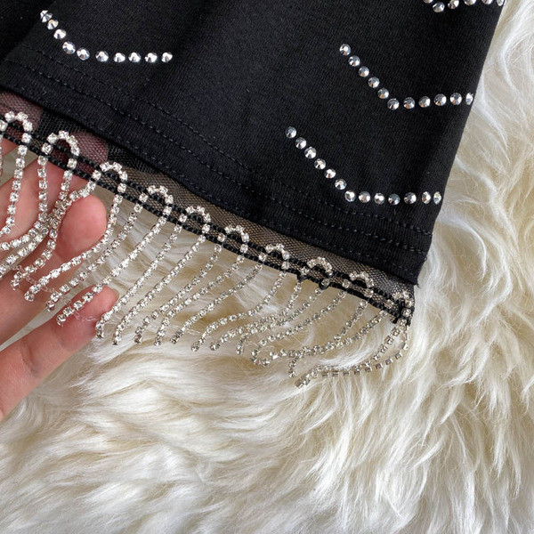 Черен дамски комплект от две части с камъни 