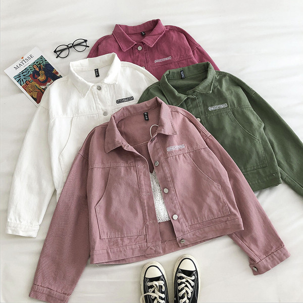 Дамско дънково яке с бродерия и копчета