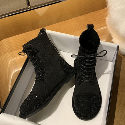 Дамски боти с елемент -камъни и връзки