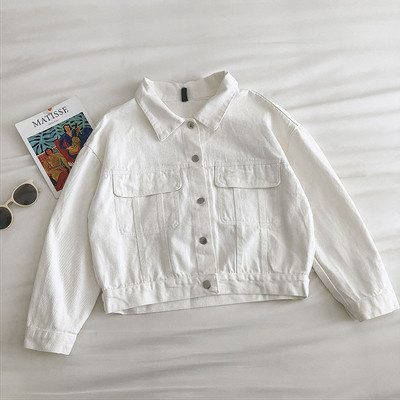 Ежедневно дамско дънково яке с джобове и копчета