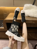 Дамски модерни боти с бродерия и равна подметка 