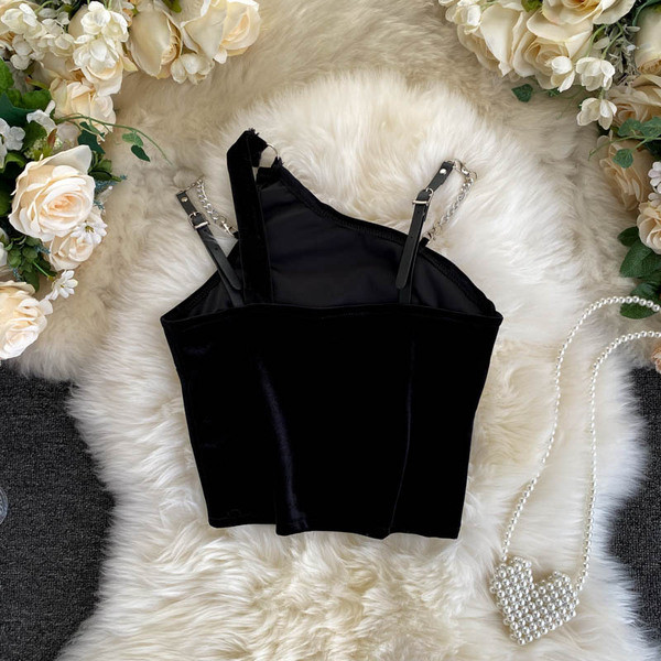 Черен дамски потник с метални презрамки 