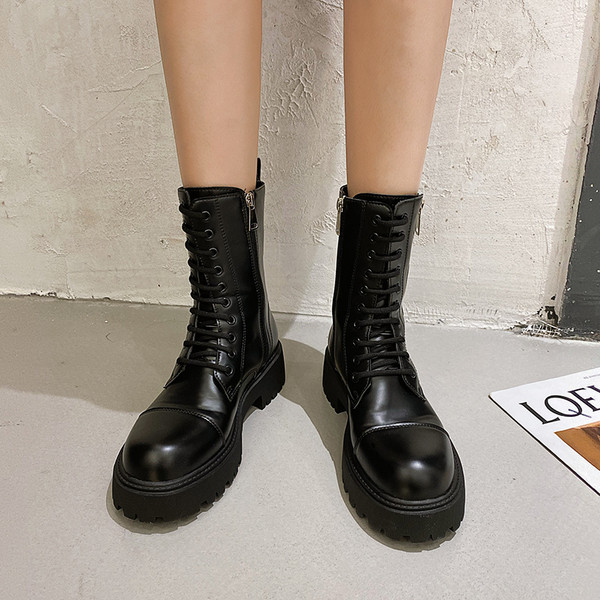 Дамски зимни кожени боти с груба подметка 