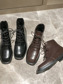 Ležerne ženske čizme s ravnim potplatom i vezicama