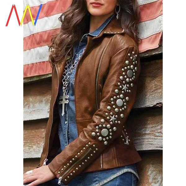 Нов модел есенно яке от еко кожа и метални нитове