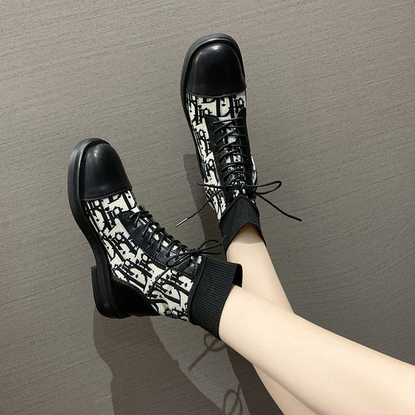 Дамски есенно-зимни  модерни боти -два модела 