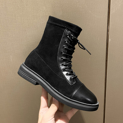 Кожени дамски  боти с равна подметка и връзки