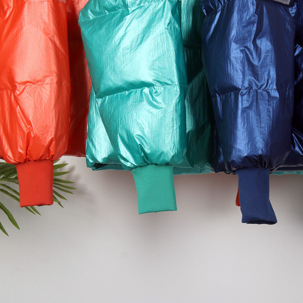 НОВ модел дамско зимно яке с висока яка и дълъг ръкав 