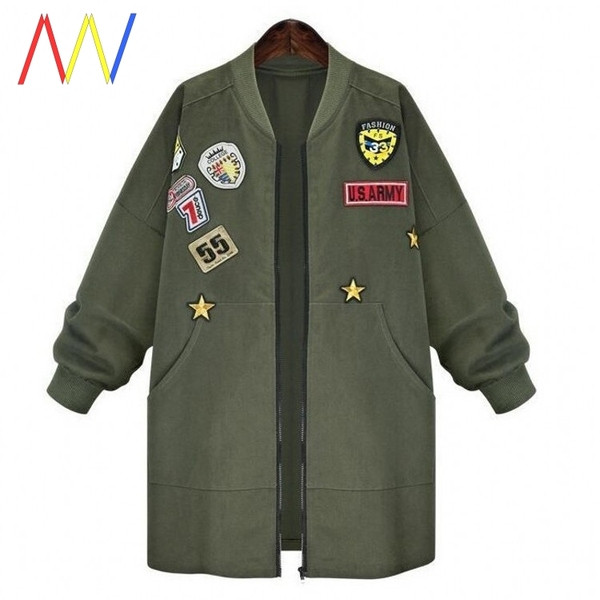 Дълго спортно-ежедневно яке с апликации