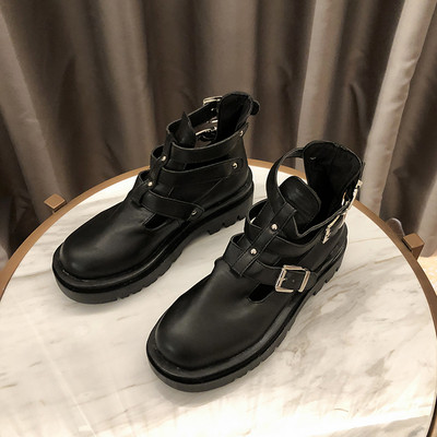 Дамски боти от еко кожа с изрязани части