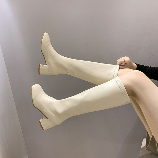 Модерни дамски ботуши от еко кожа с 6 см ток