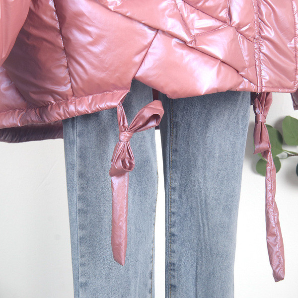 Дамско зимно яке с висока яка,дълъг ръкав и джобове 