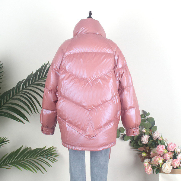 Дамско зимно яке с висока яка,дълъг ръкав и джобове 