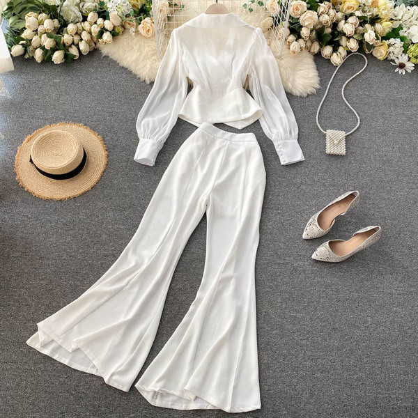 Дамски комплект от панталон с висока талия и сако 