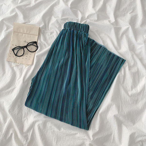 Плисиран дамски панталон ретро стил с висока талия