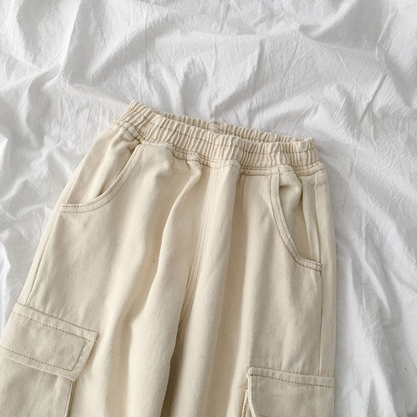 Дамски панталон с джобове и еластична талия