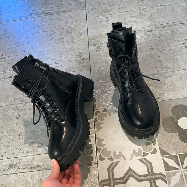 Ежедневни дамски боти с груба подметка и връзки