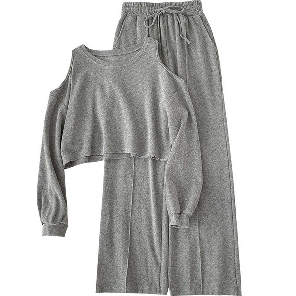 Дамски комплект от две части-блуза и панталон