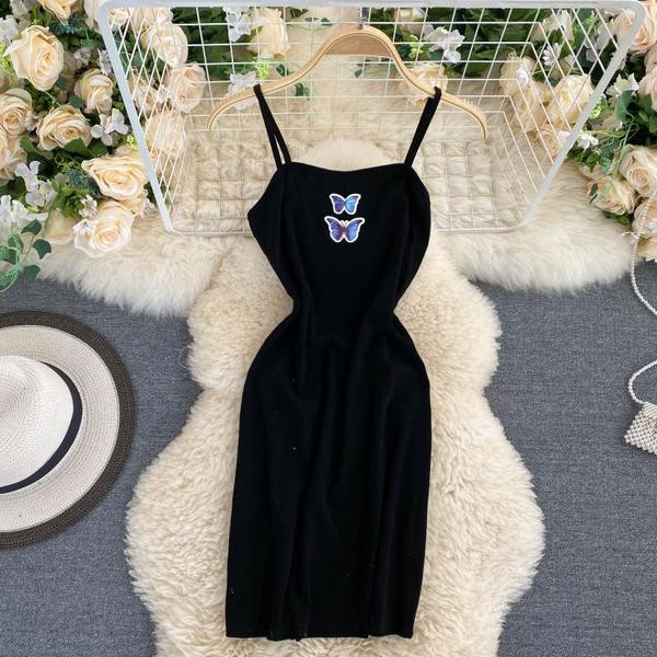 Дамски комплект от рокля и горнище 