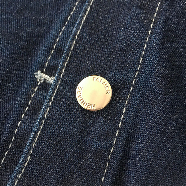 Дънково дамско яке с копчета и дълъг ръкав