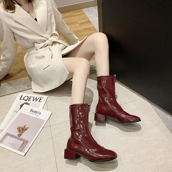 Дамски есенни  лъскави боти с цип 