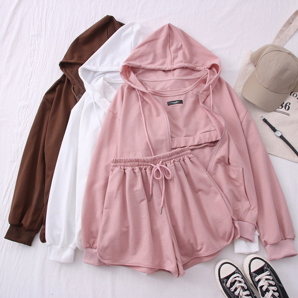 Ежедневен спортен дамски комплект от три части