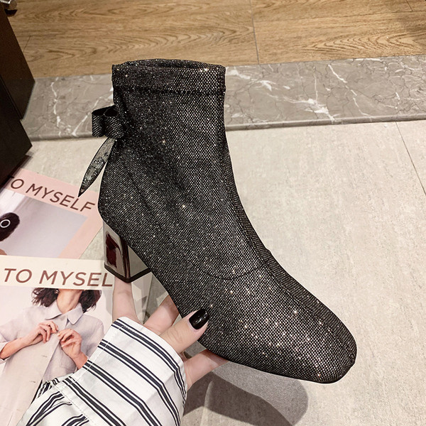 Стилни дамски боти с лъскави частици и панделка 