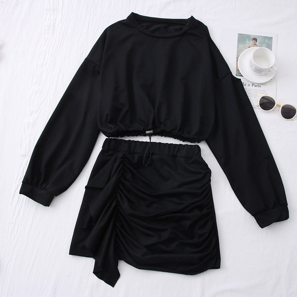 Ежедневен дамски комплект от блуза и пола