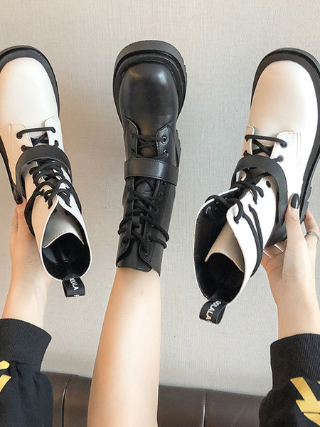 Ежедневни дамски боти от еко кожа с равна подметка и връзки