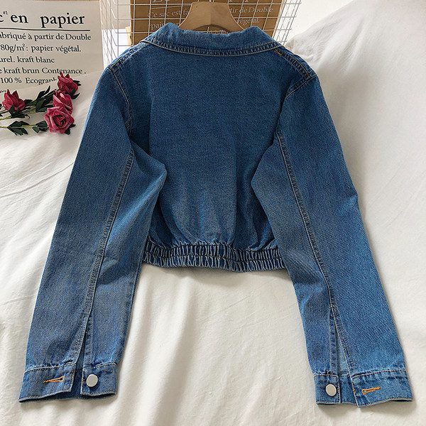 Ежедневно дамско яке с цип и джобове