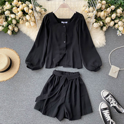 Дамски комплект включващ риза и панталон