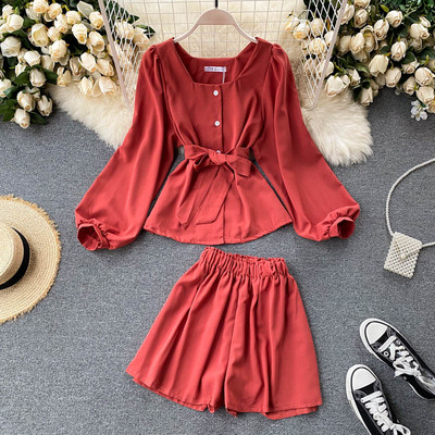 Дамски комплект включващ риза и панталон