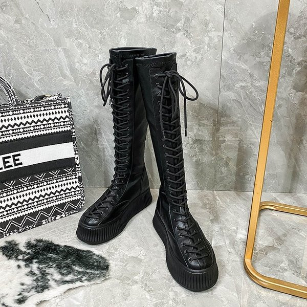 Дамски ботуши от еко кожа с висока подметка и връзки