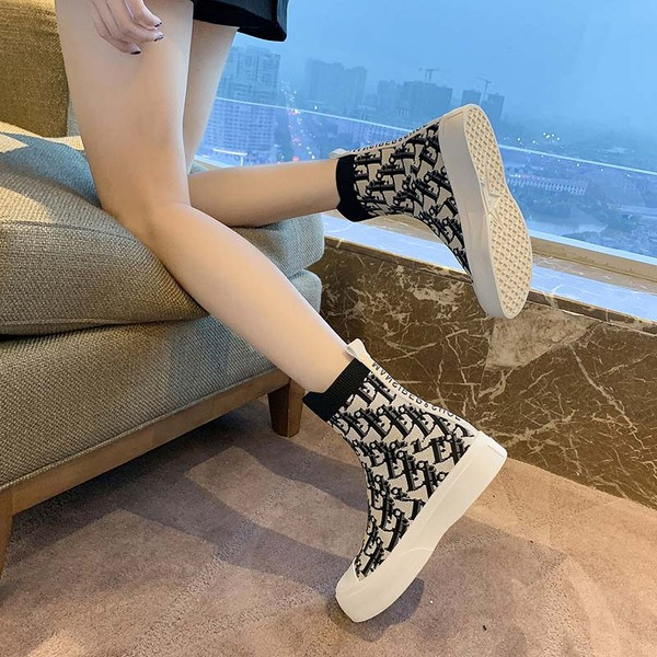 Ежедневни дамски боти с надписи 