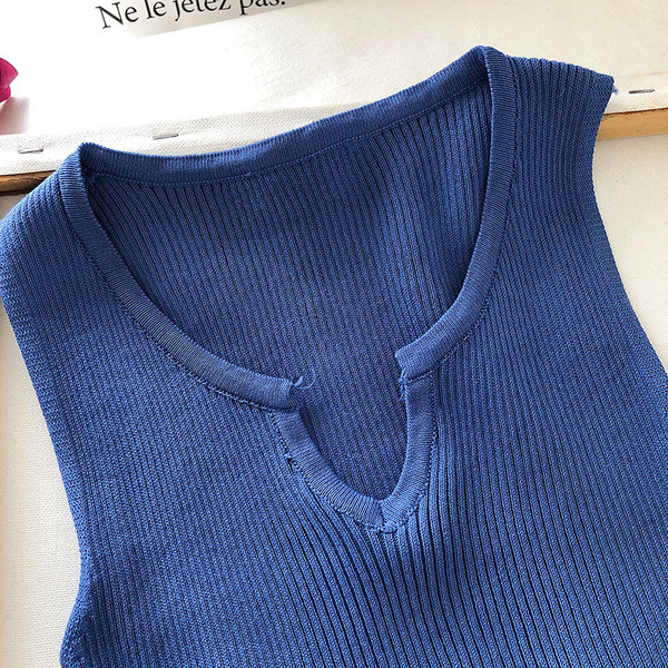 Дамски ежедневен потник с обло деколте