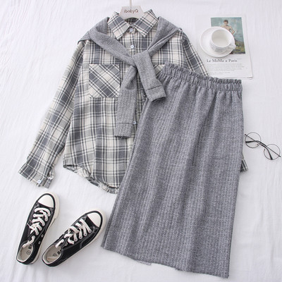 Ежедневен дамски комплект от две части карирана риза+пола