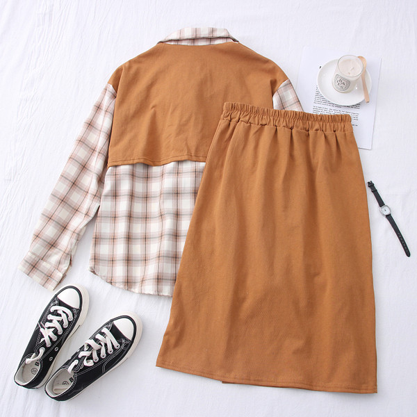 Модерен дамски комплект от карирана риза и пола