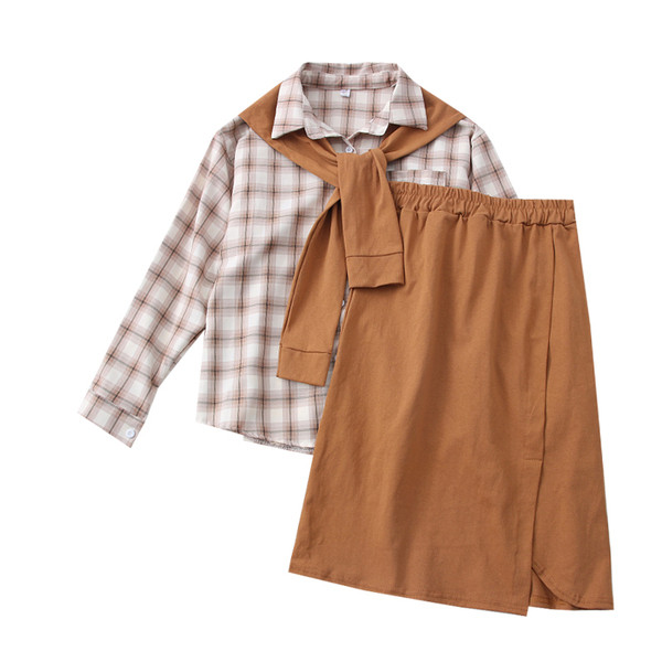 Модерен дамски комплект от карирана риза и пола