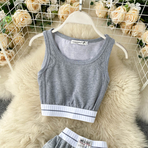 Ежедневен дамски комплект от потник и панталон с лластична талия 