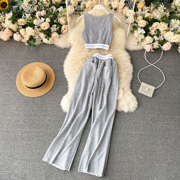 Ежедневен дамски комплект от потник и панталон с лластична талия 