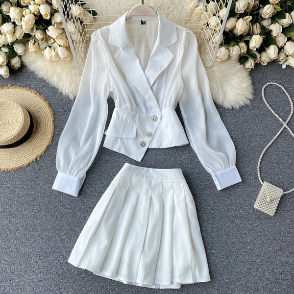 Модерен дамски комплект от риза и пола 